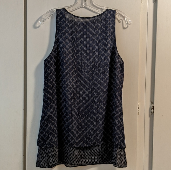 CAbi Scallop Top - Picture 3 of 8